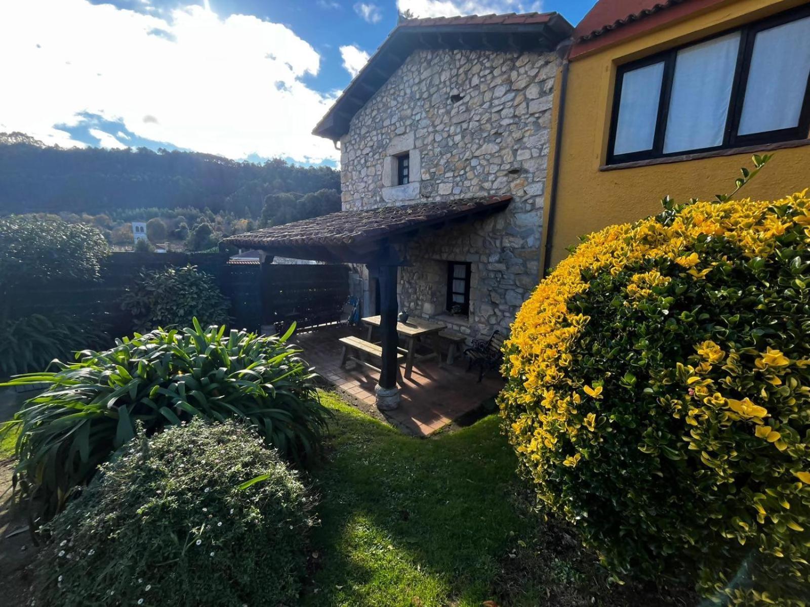 Casa Lula 2 Pendueles Llanes Villa Bagian luar foto